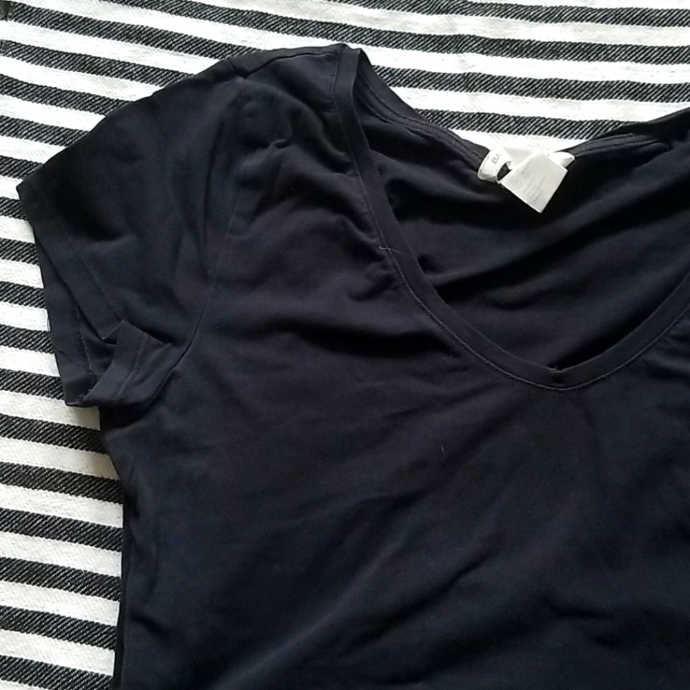 H&M Black Tee V Neck